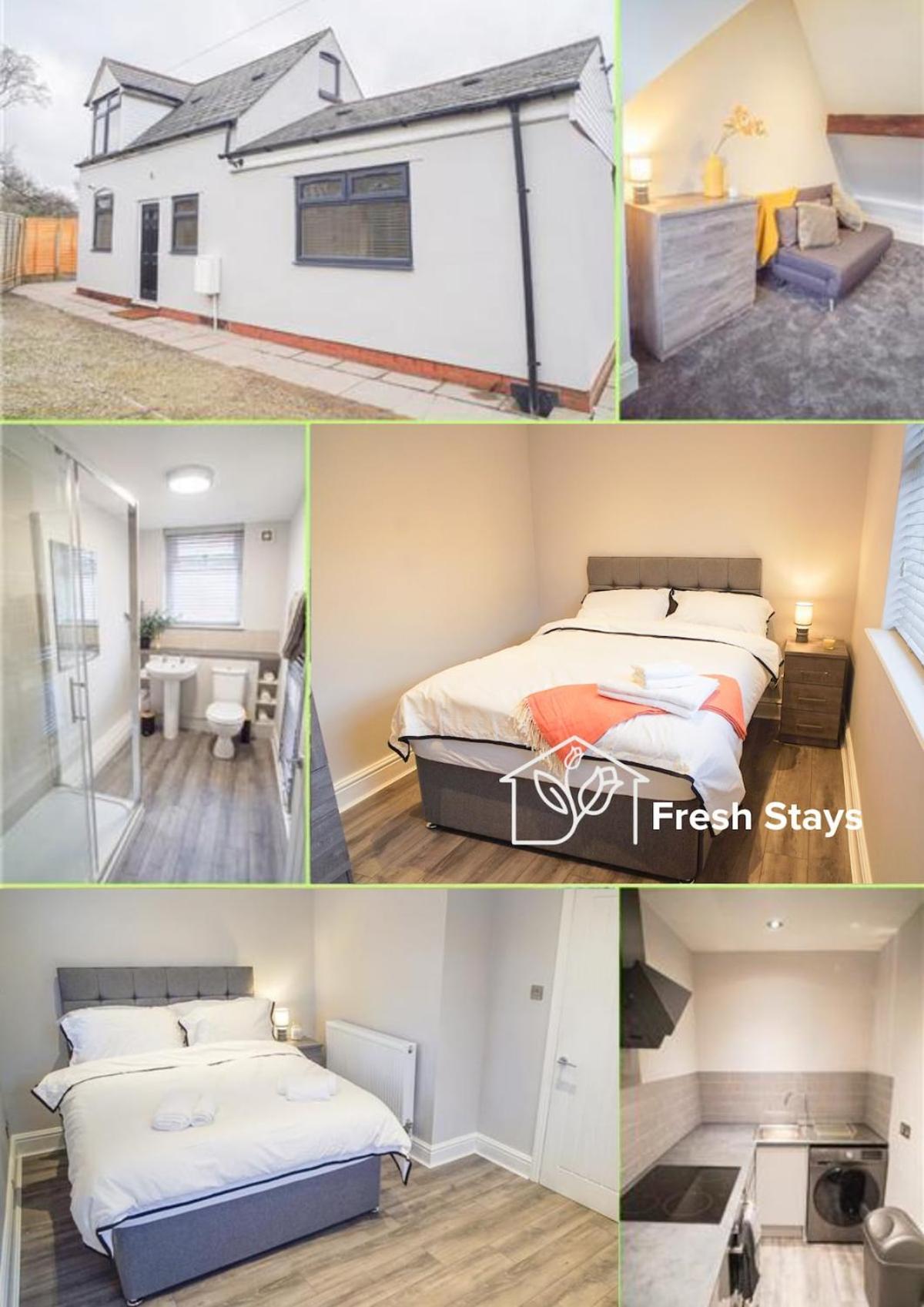 Newly Refurbished 3 Bed House With Parking